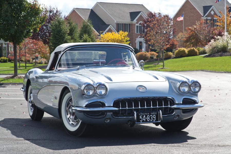  Chevrolet Corvette Light Blue 1960 года  (фото 6 из 21)